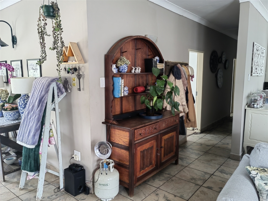 5 Bedroom Property for Sale in Parys Free State